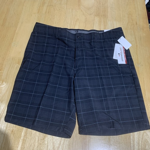Grand Slam Other - Grand Slam Mens 38‎ 360 Stretch Active Waistband Black Plaid Golf Shorts NWT